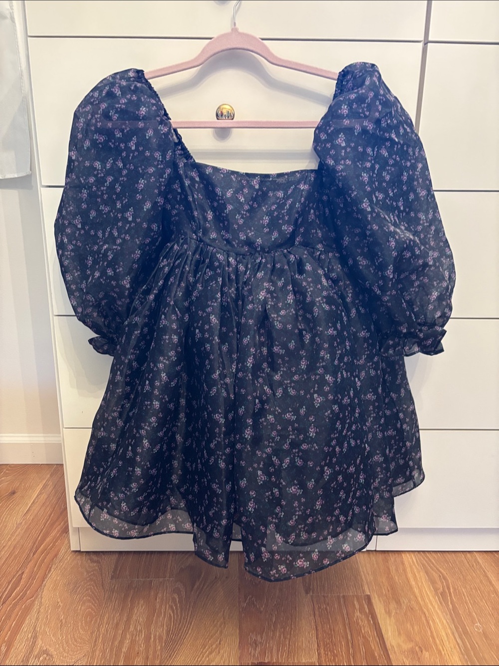 Selkie Navy Puff-Sleeve Floral dress